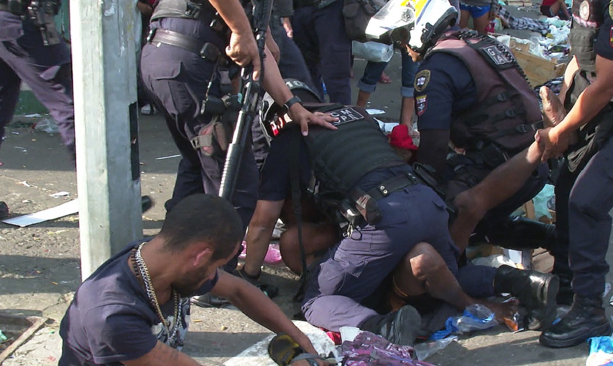 Agentes da GCM em operação na Cracolândia (Foto: Reprodução)