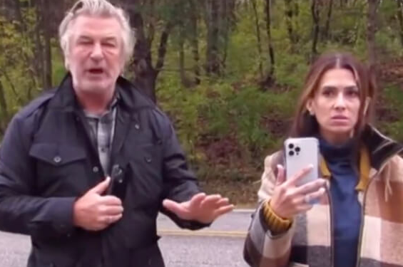 “Ela era minha amiga”, diz Alec Baldwin sobre diretora morta em set