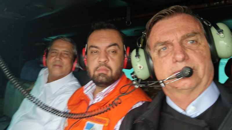 Bolsonaro diz que viu intensa destruição em Petrópolis: "Imagem quase de guerra"