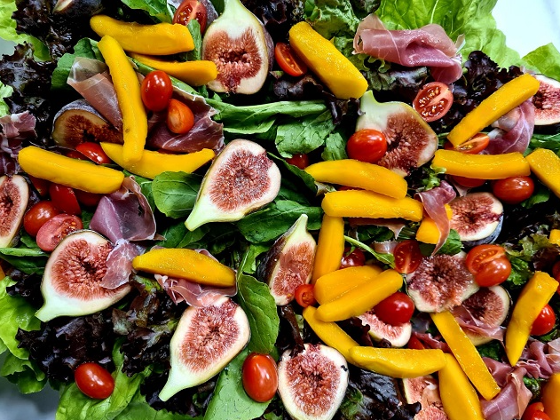 Salada primavera com molho agridoce | Band Receitas