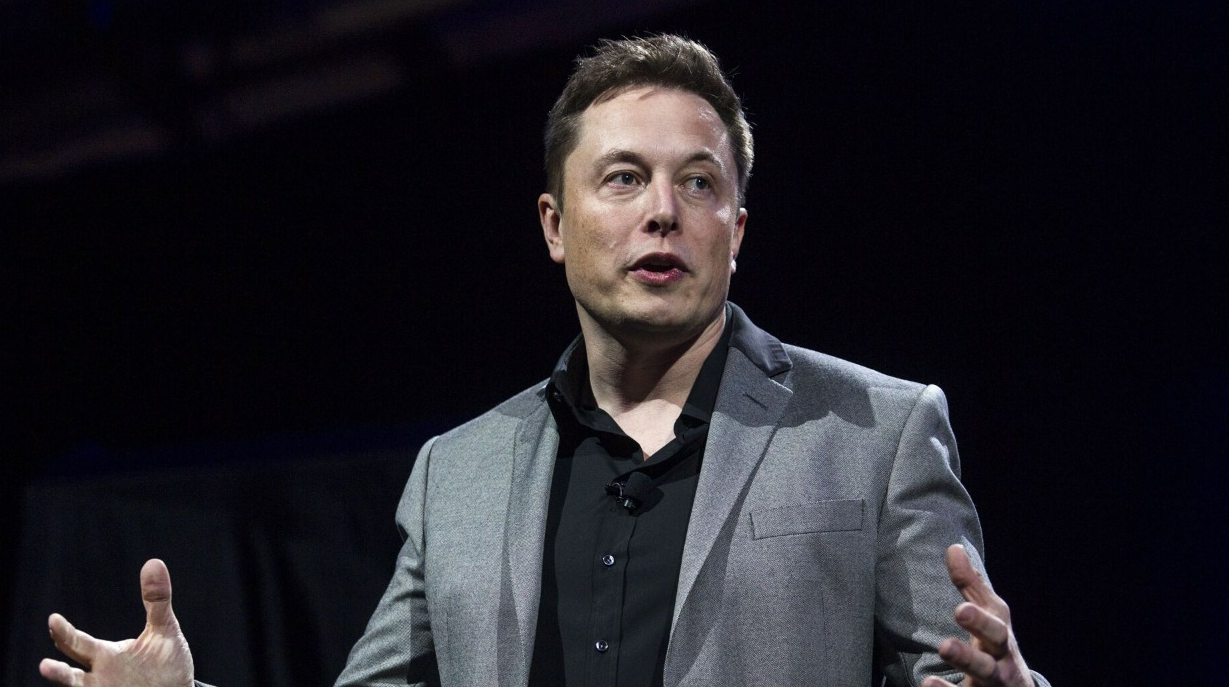 Elon Musk desiste de compra bilionária do Twitter e diz que acordo foi violado