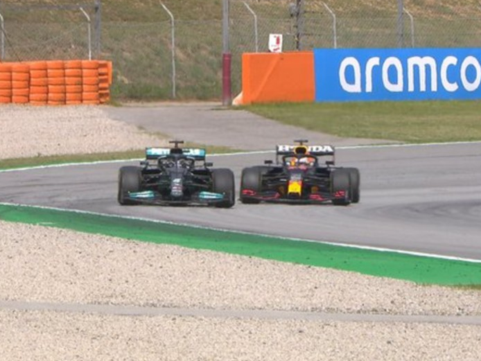 F1: Hamilton supera Verstappen no fim e vence na Espanha; veja 5 destaques