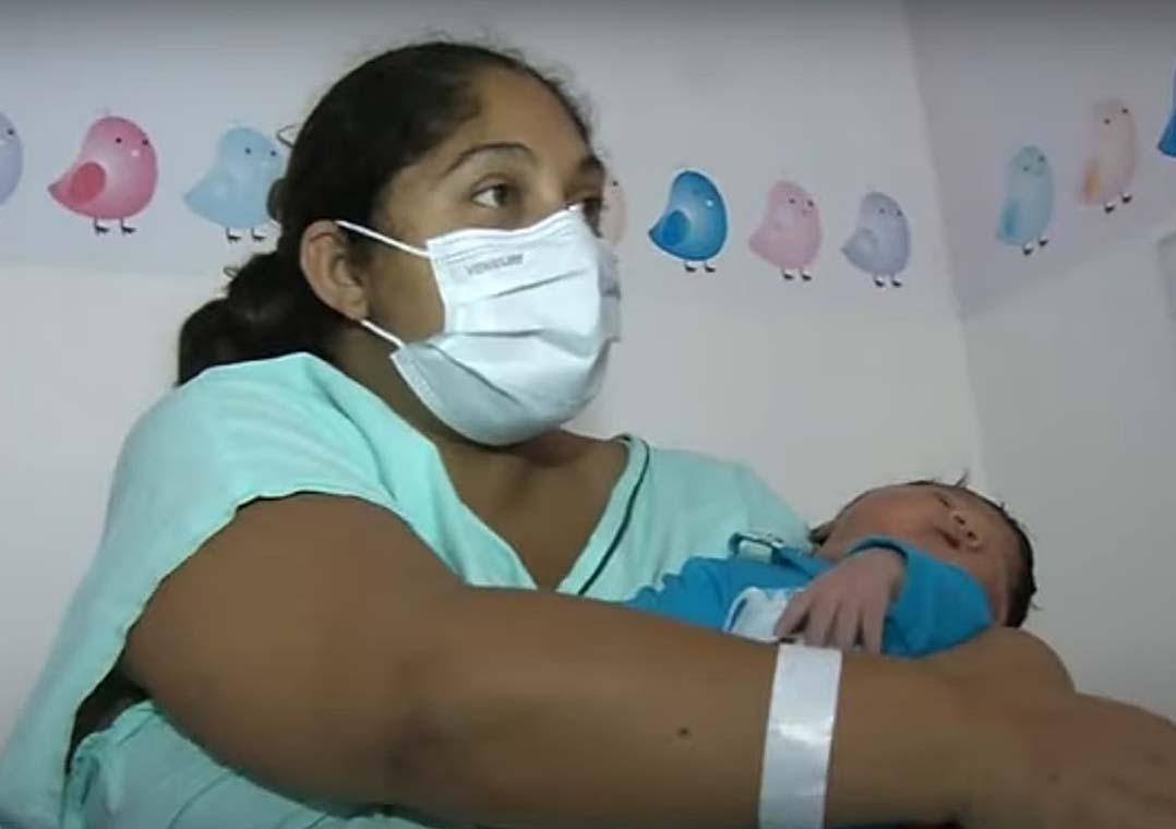 Bebê nasce com mais de cinco quilos em Goiás