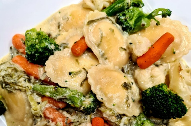 Ravioli com Legumes Salteados | Receita Swift