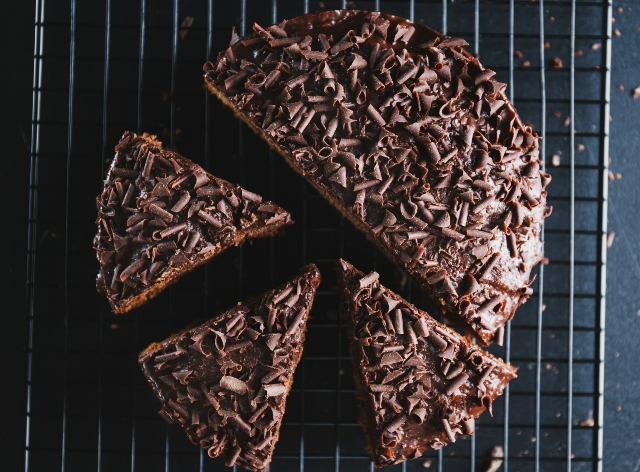 Saiba como fazer bolo de chocolate fofinho Envato Elements