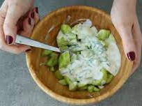 Salada de Pepino com Molho de Iogurte | Band Receitas