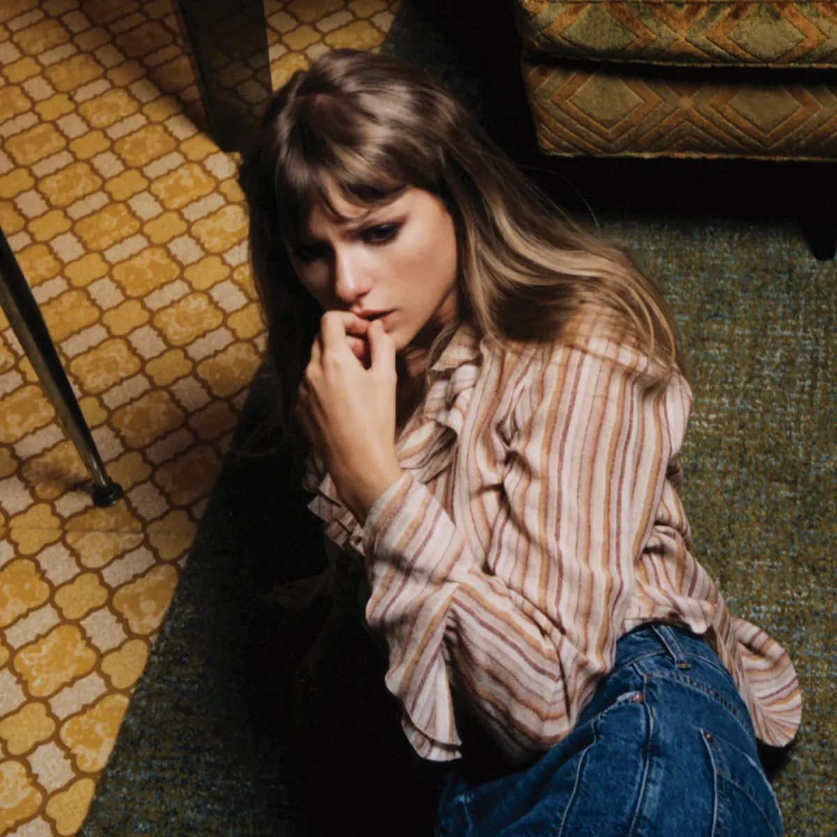 Taylor Swift lança disco com surpresas