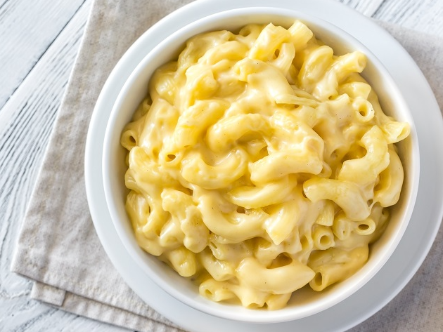 Como fazer mac and cheese, o famoso macarrão com queijo americano Envato Elements