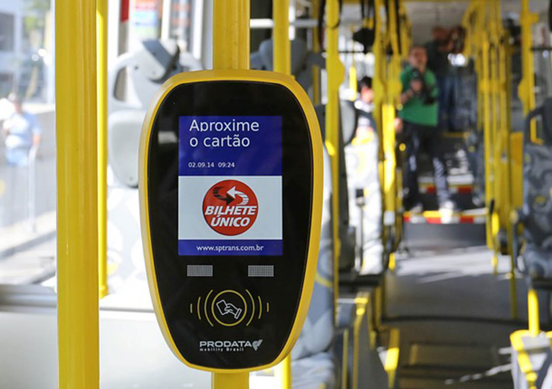 Usuários do Metrô, CPTM e EMTU só poderão recarregar o cartão BOM até dia 03/04