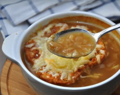 Sopa de Cebola Francesa | Band Receitas