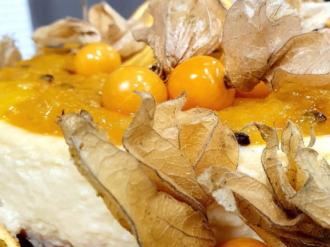 Cheesecake com frutas amarelas | Band Receitas