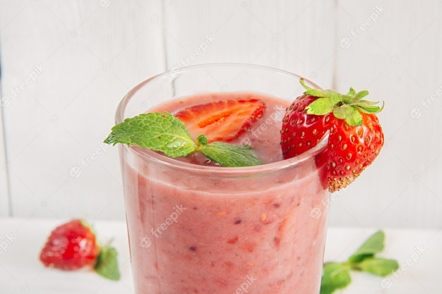 Suco Cremoso com Morangos | Band Receitas
