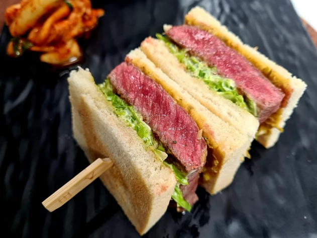 Kobe Sando (sanduíche japonês) | Band Receitas