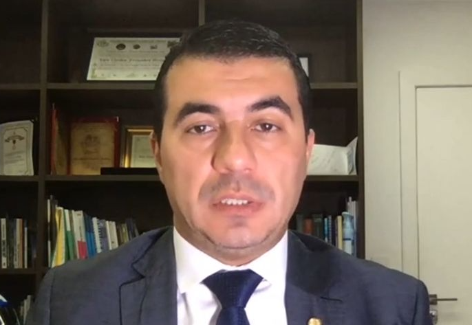 Luis Miranda diz ter provas de que Bolsonaro citou Barros em conversa sobre Covaxin