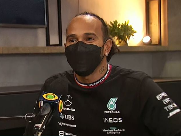 Hamilton fala sobre posicionamento contra o racismo: "Era o momento de arriscar tudo"