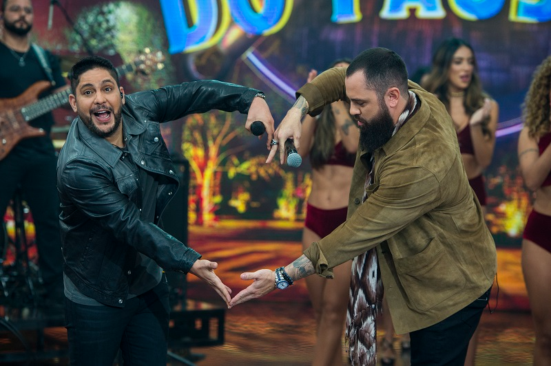 Jorge e Mateus embalaram o 100º programa do Faustão na Band