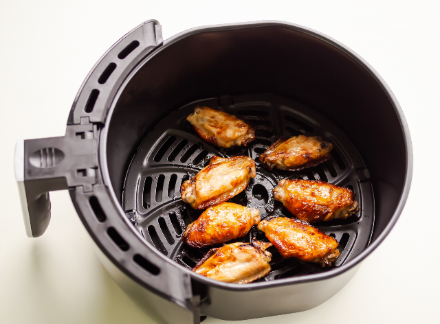 Air fryer é conhecida por oferecer praticidade na cozinha Envato Elements