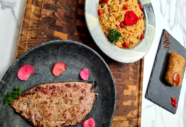 Paillard de filé mignon recheado e arroz da fazenda | Band Receitas