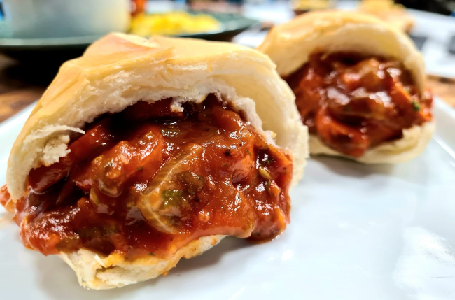 Salsicha com molho | Band Receitas
