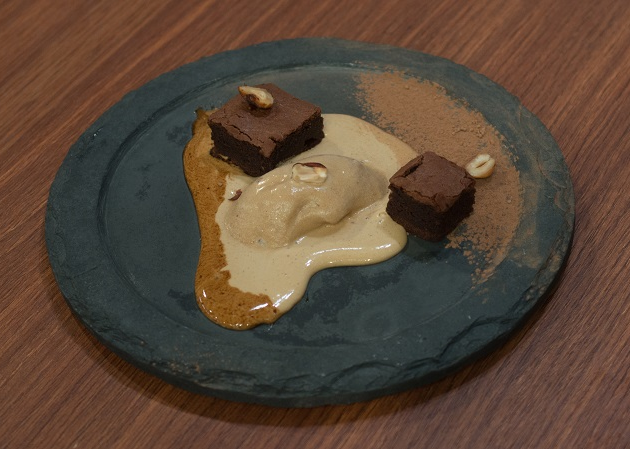 Brownie com sorvete de licor de café | Band Receitas