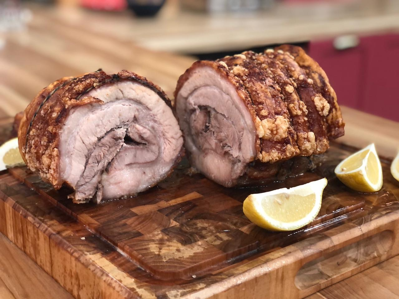 Panceta a pururuca com batatas rústicas ao forno do Netão | Band Receitas