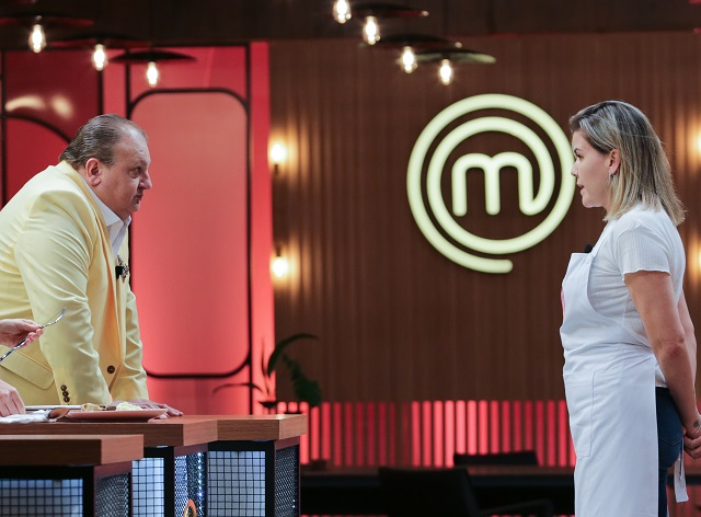 Jacquin diz que carne está “viva” e Genesca rebate: "Vou ganhar o MasterChef"