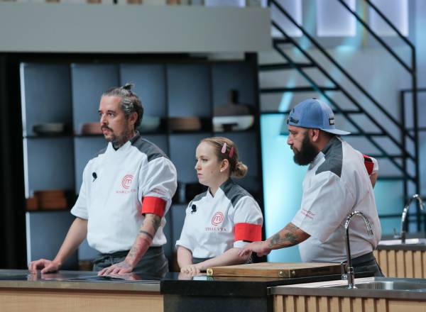 Marcelus, Thalyta e Hichel no 2º episódio do MasterChef Profissionais