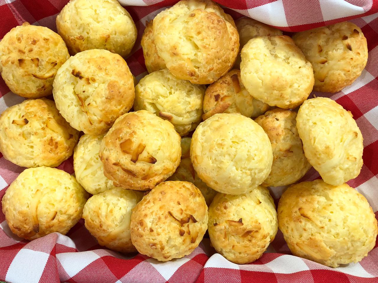 Pão de queijo da Dona Dirce | Band Receitas