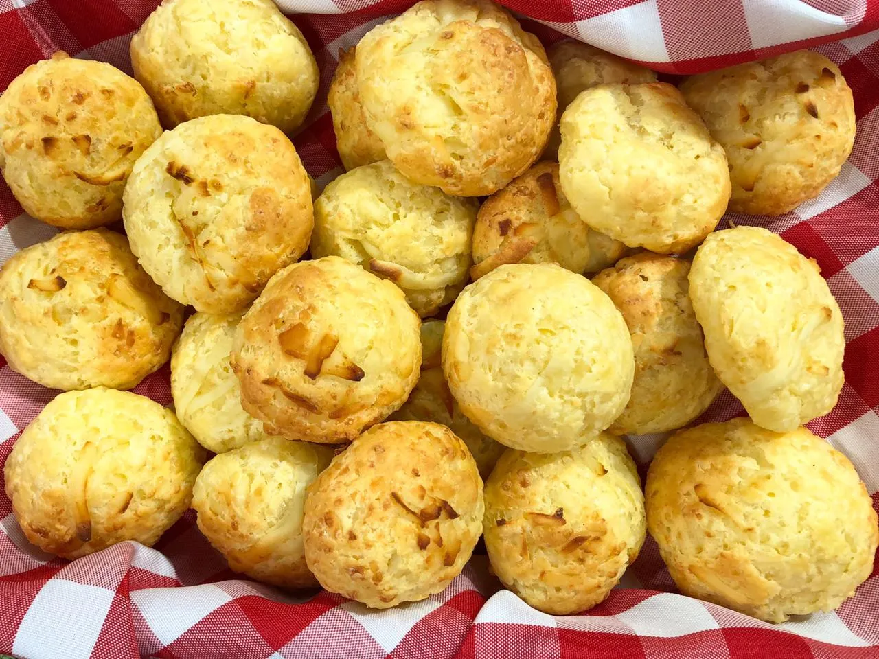 Pão de queijo da Dona Dirce | Band Receitas