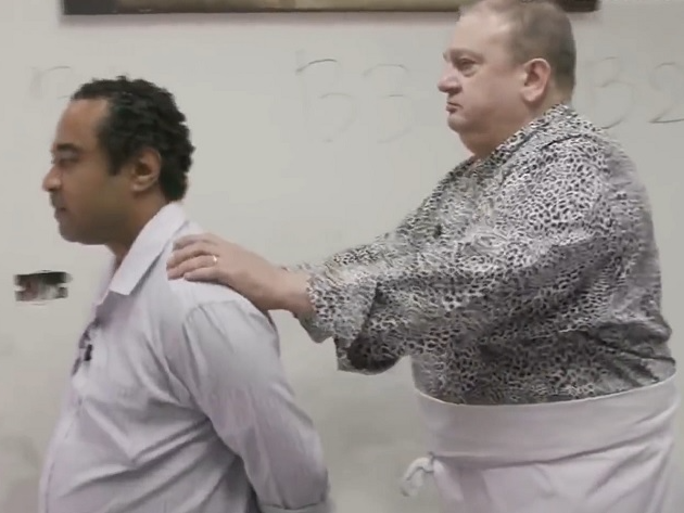“Fedendo a pinga”, diz Jacquin ao expulsar dono de restaurante; veja as reações