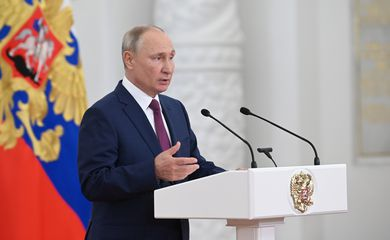 Rússia pede retirada de tropas da OTAN para conter tensão na Ucrânia