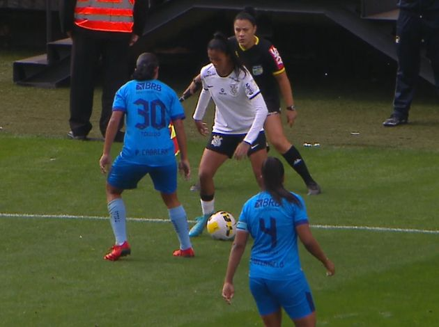 Corinthians vence e pega o Palmeiras na semi do Brasileiro Feminino; veja o gol