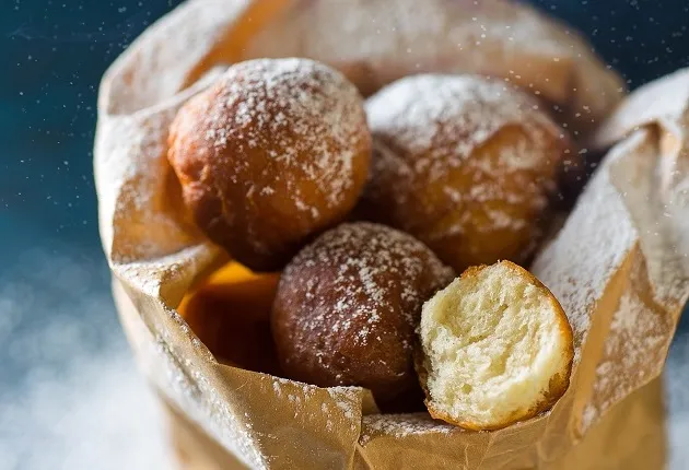 Bolinho de chuva é receita nostálgica de infância | Band Receitas