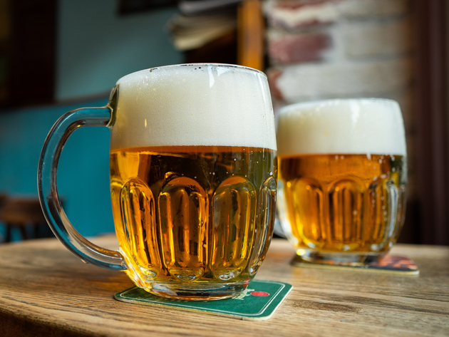 Qual a diferença entre chopp e cerveja? Descubra aqui Reprodução