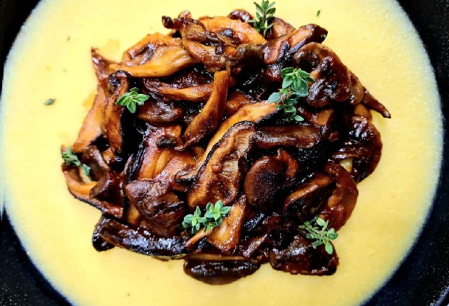 Polenta com ragu de cogumelos | Band Receitas