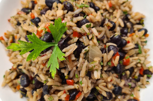 Arroz gallo pinto | Band Receitas