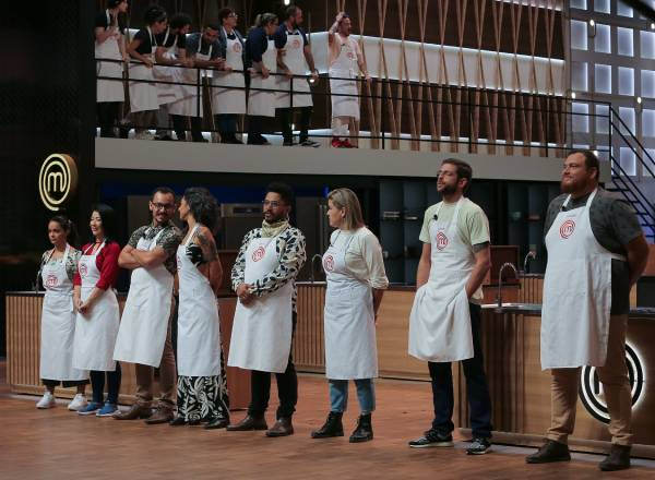 MasterChef Brasil faz repescagem entre os oito participantes eliminados