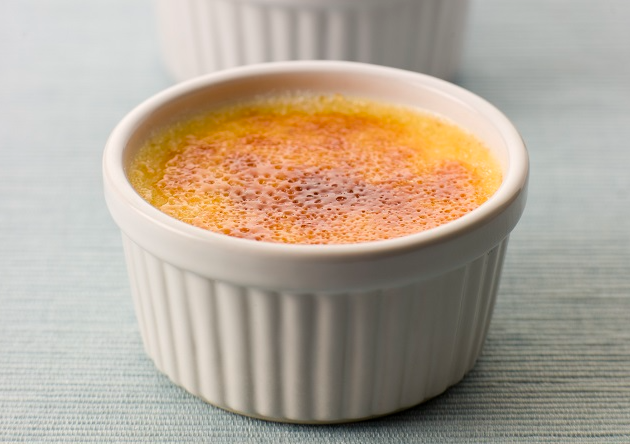 Carole Crema ensina receita de leite creme, o crème brûlée de Portugal Envato Elements