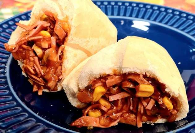 Buraco Quente de Mortadela | Band Receitas