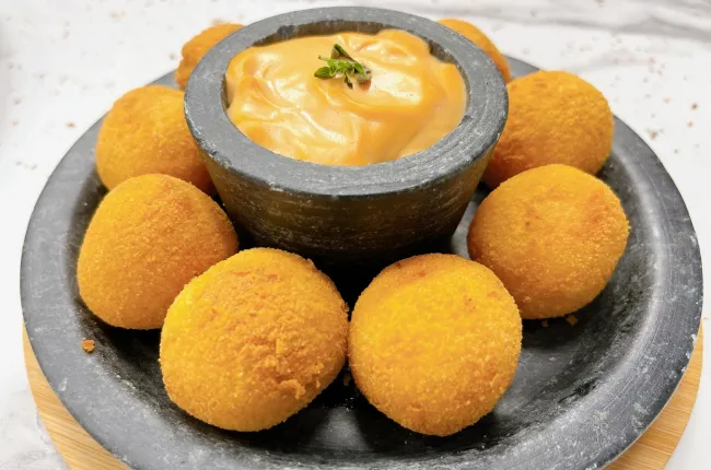 Bolinha de queijo | Band Receitas