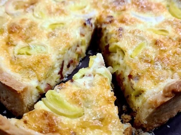 Quiche de alho-poró do Edu Guedes | Band Receitas