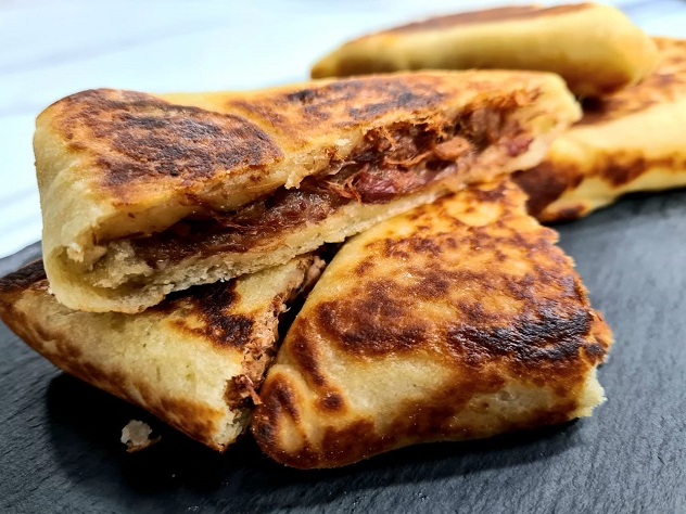 Esfiha de carne de frigideira | Band Receitas