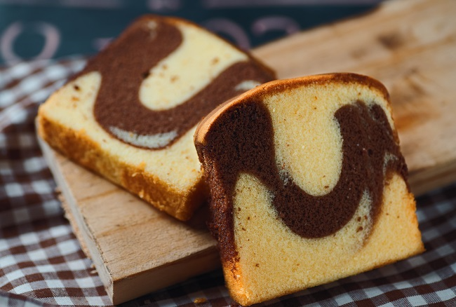 Bolo mármore de baunilha com chocolate é delicioso e fácil de fazer Envato Elements