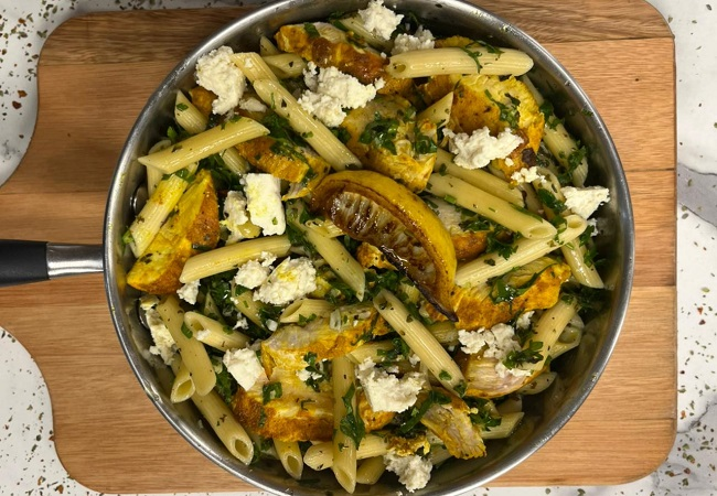 Macarrão com salsa verde e frango | Band Receitas