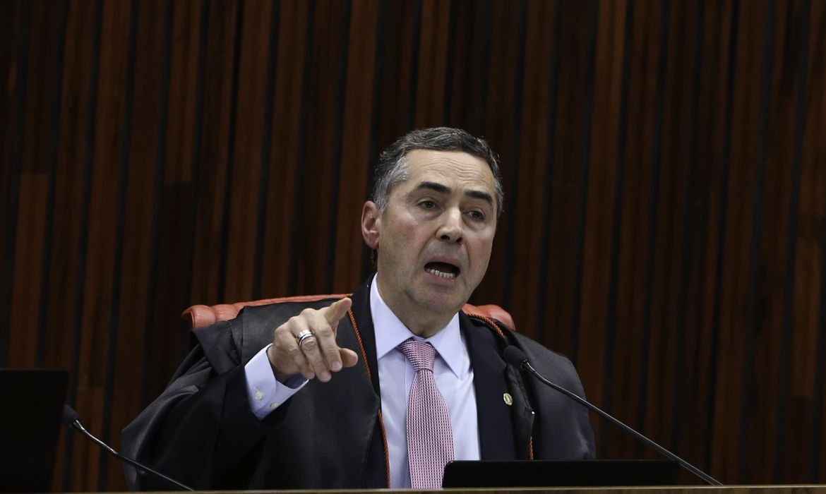 Entenda mais sobre a suspensão do piso salarial de enfermagem