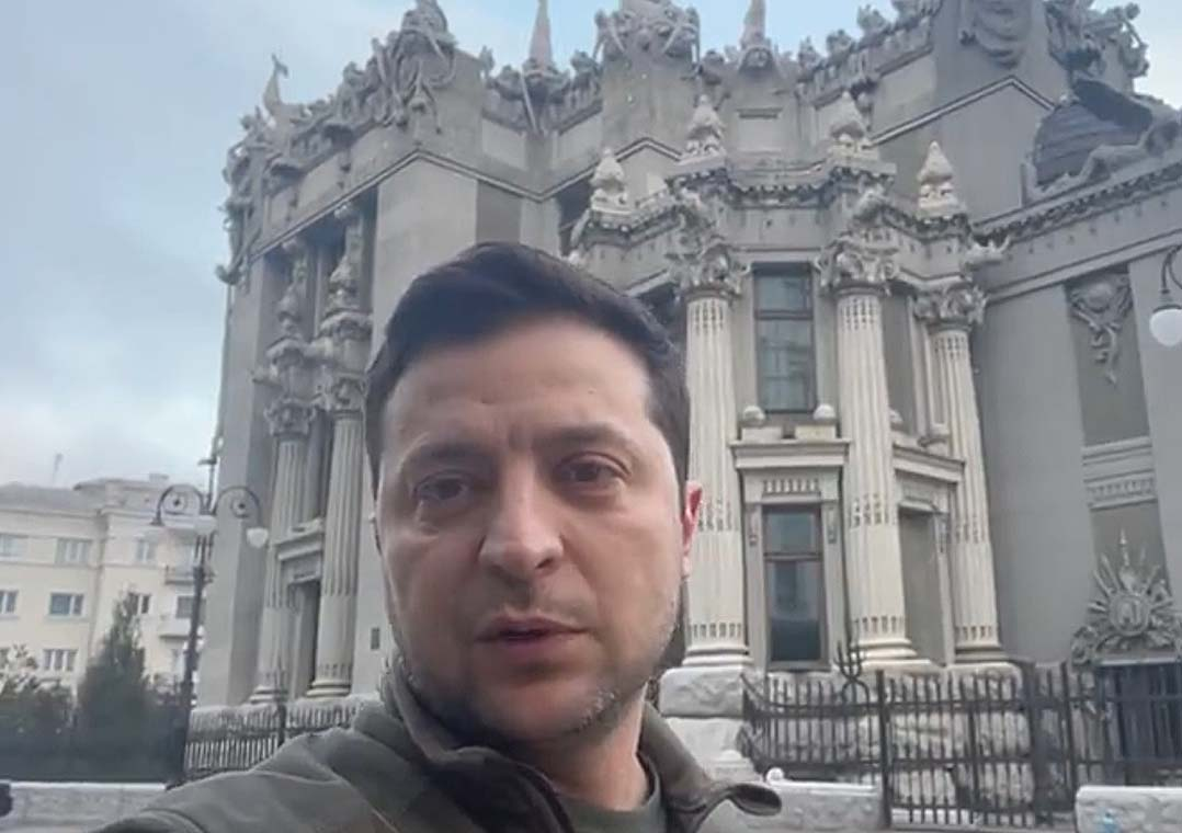 Vídeo: Presidente da Ucrânia afirma que não vai baixar as armas
