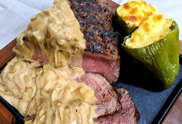 Filé de costela com molho cremoso de cebola | Band Receitas