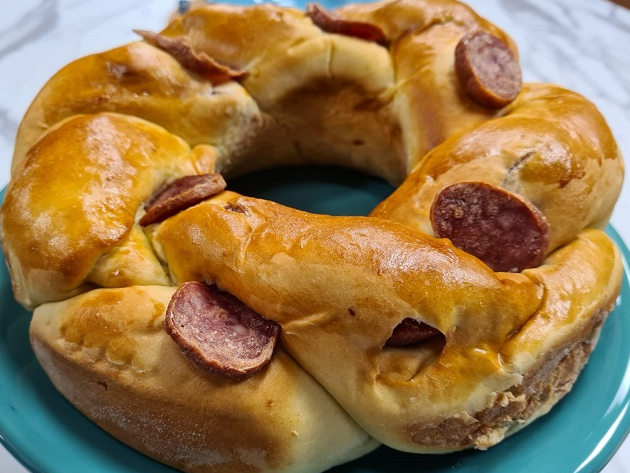 Pão de Calabresa e Torresmo | Band Receitas