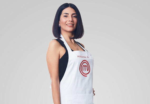 Estilista há 25 anos, Juliana diz que gastronomia apareceu de maneira suave em sua vida: “De repente, estou no MasterChef”