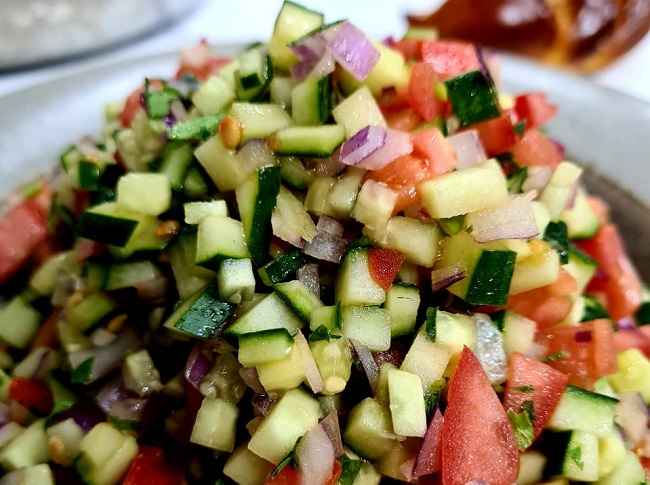 Salada Israelense | Band Receitas
